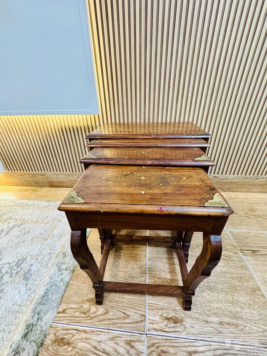 فرصة لهواة الأنتيكات والتحف الفنية64356208323330111