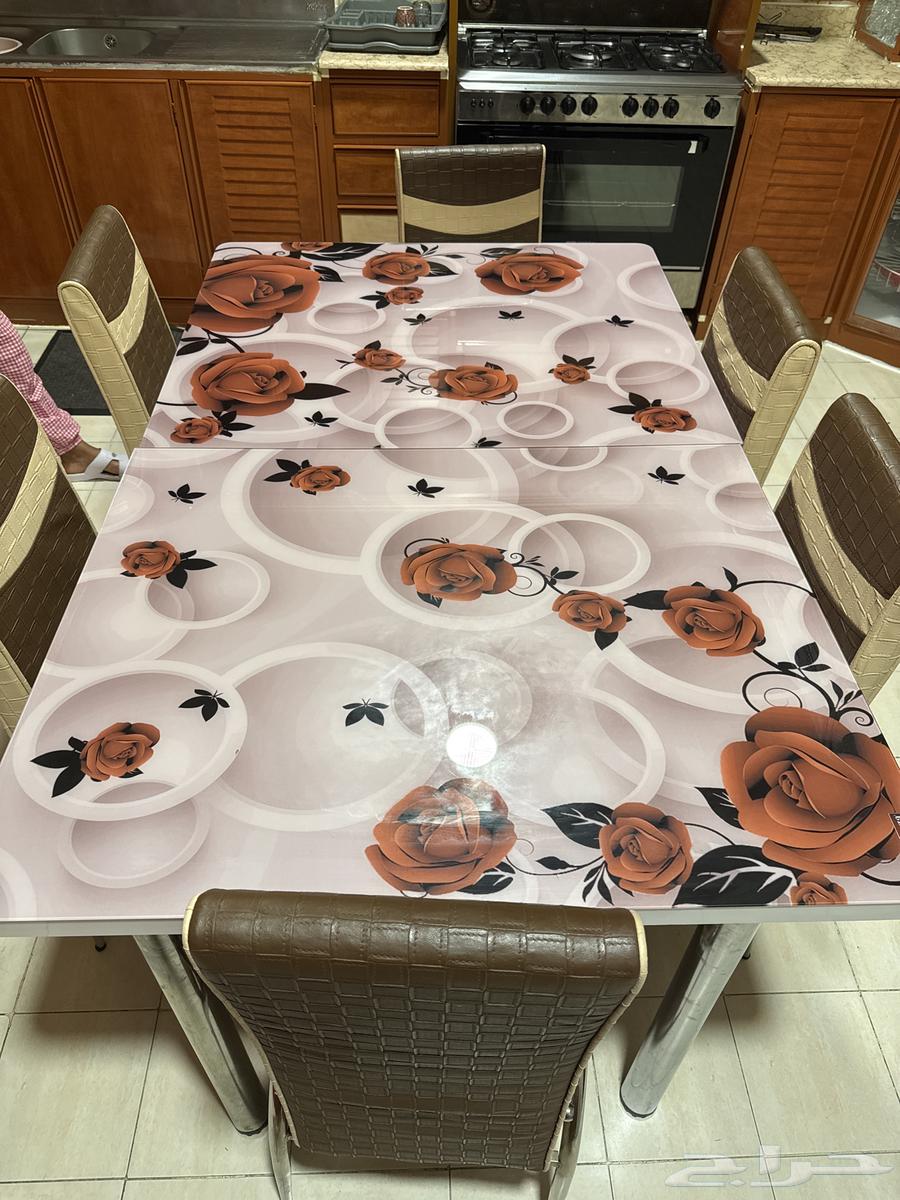 طاولة طعام تكفي 8 اشخاص64360914824834110
