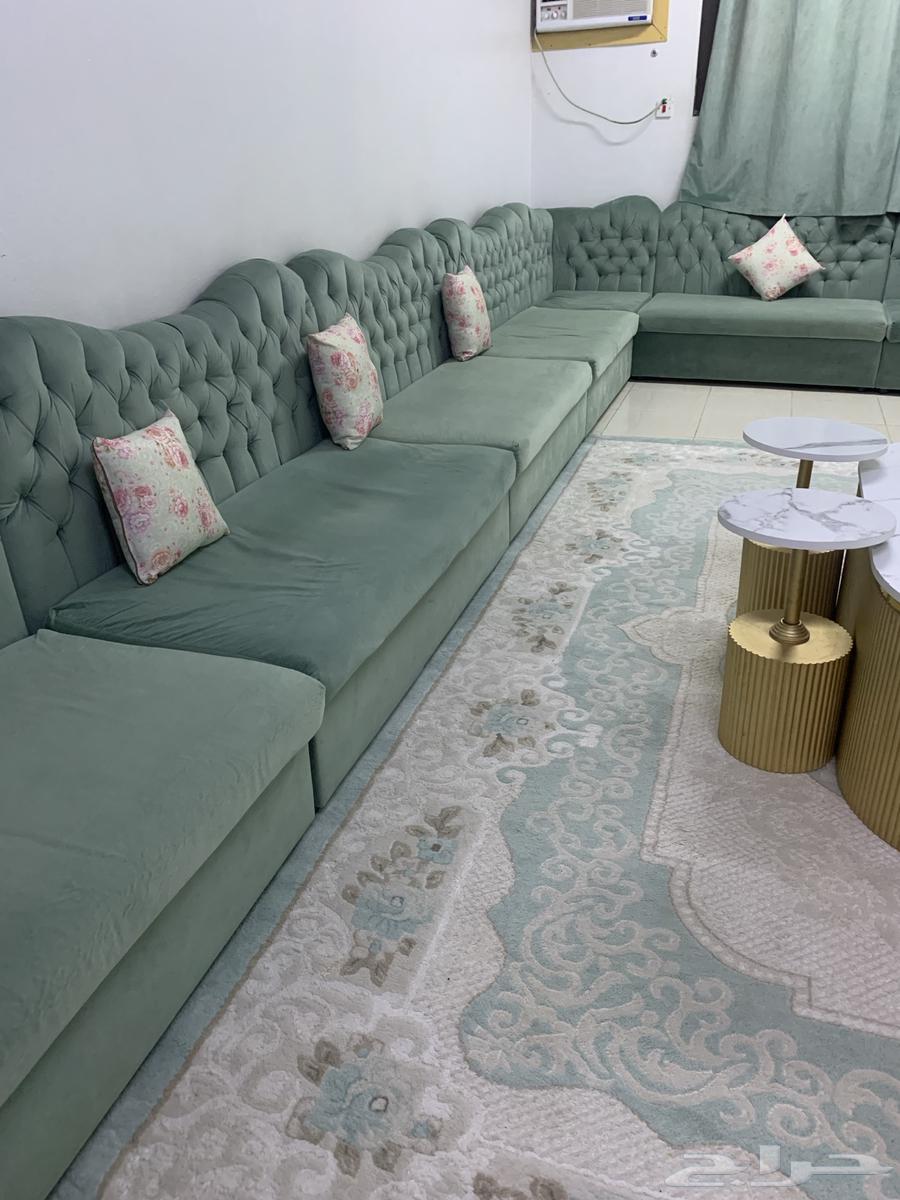 كنب سجاد طاولات استقبال  طاوله قهوه وخدمه للبيع64362013797377111