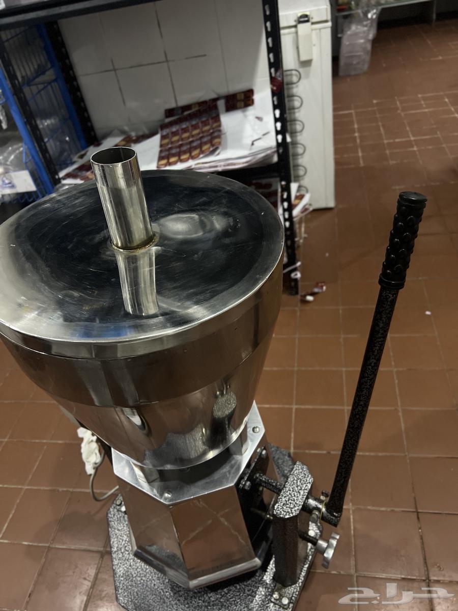 خلاط حمص سوري درجه اولئ نظيف جدا جدا 22 لتر البيع64349712435459114