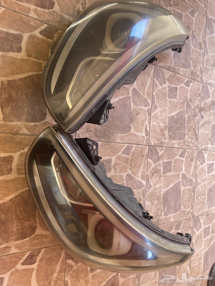 2015 Tucson headlights - I believe with lenses and LED (right and left)64498550216065110