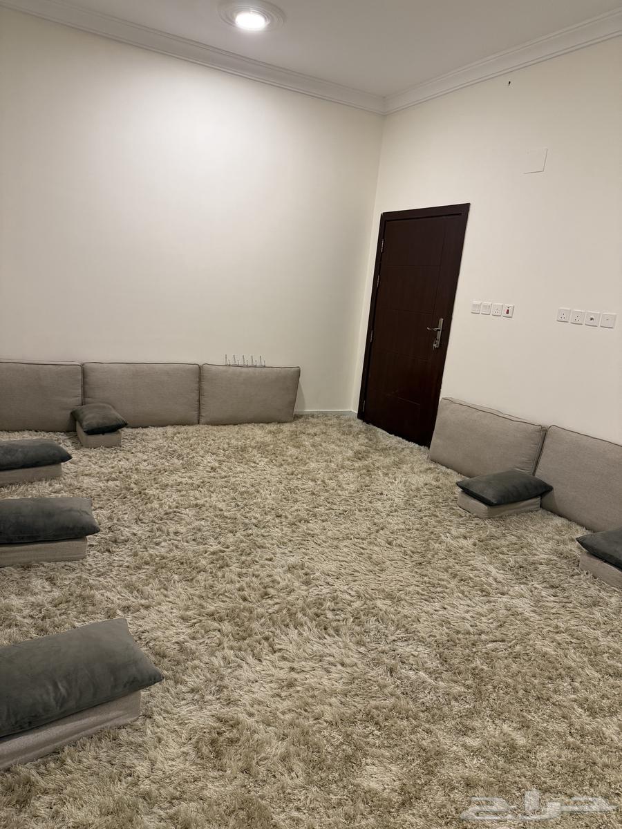 للبيع مجلس ارضي64350085658115110