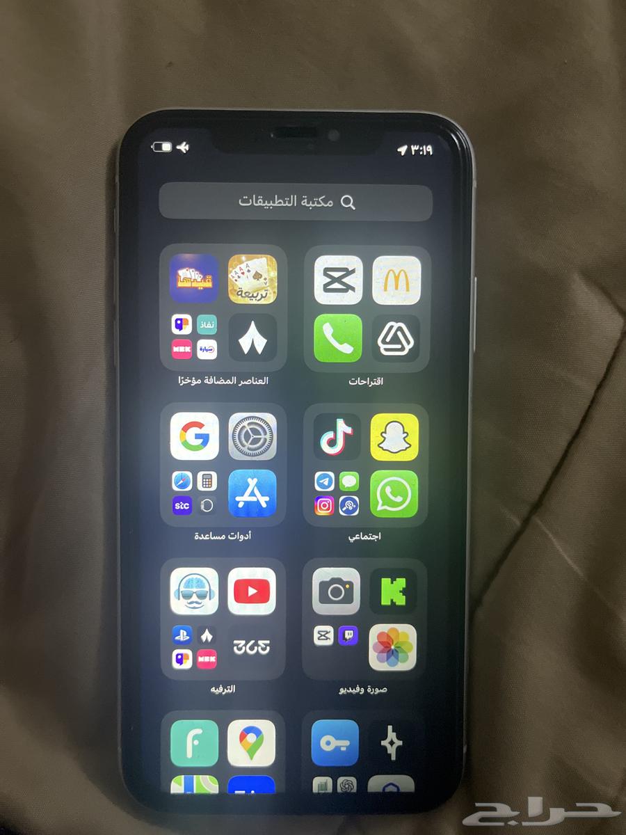 جوالXR. الشاشه مفتوحه و مايصور بس كل شي شغال البطاريه 7864494543249281112