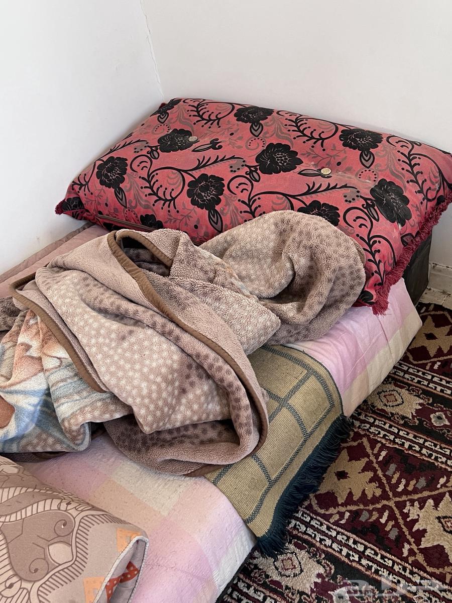 أثاث للبيع64357762145795110