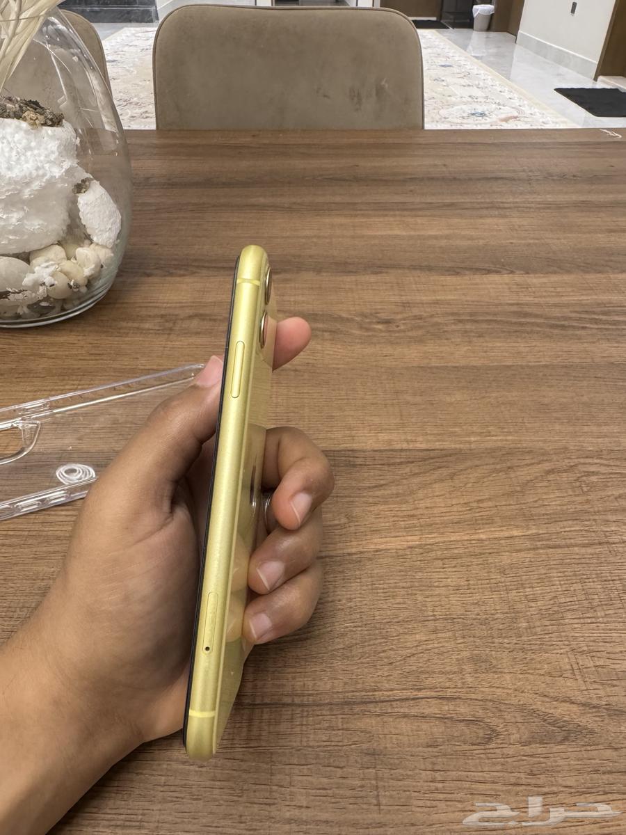 ايفون 11 اصفر 128 قيقا64358396282626112