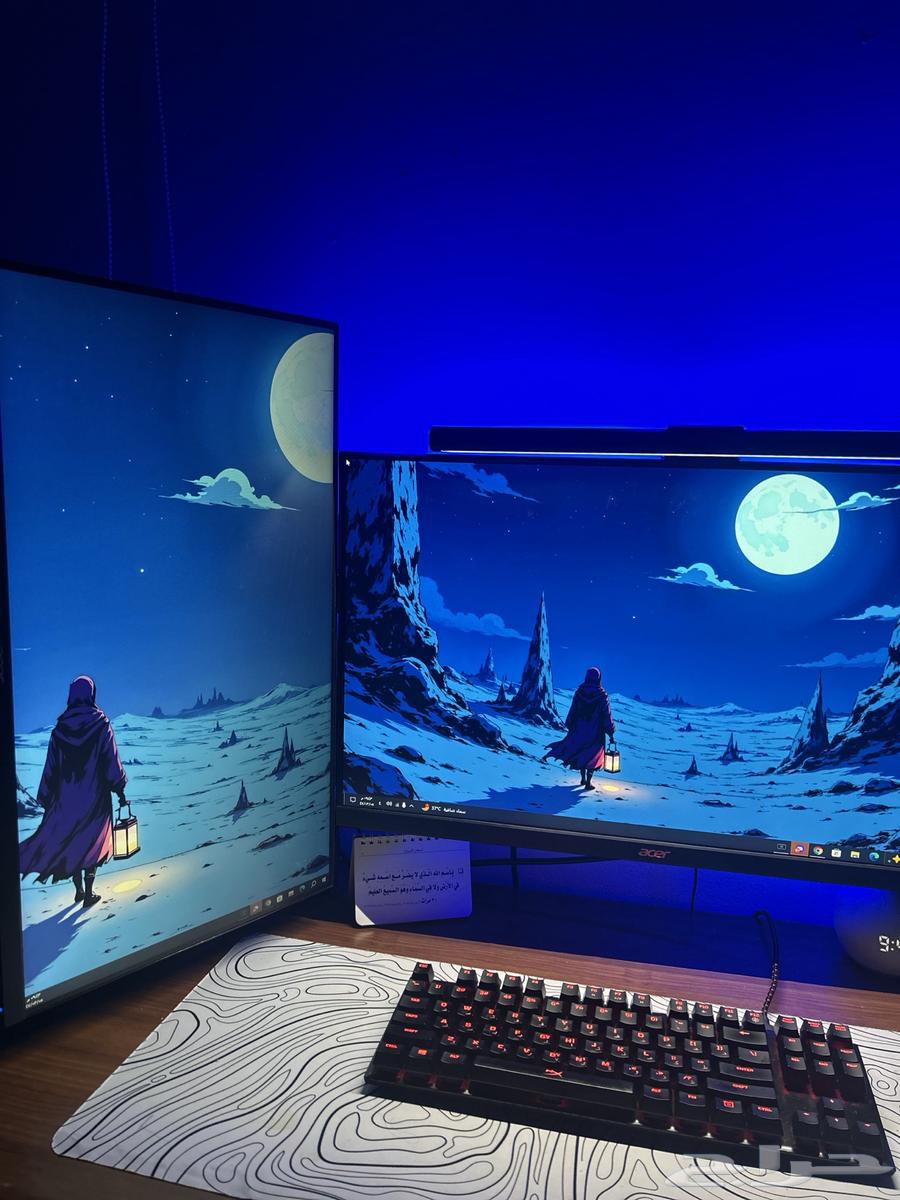 Two monitors with stand64361756185218111