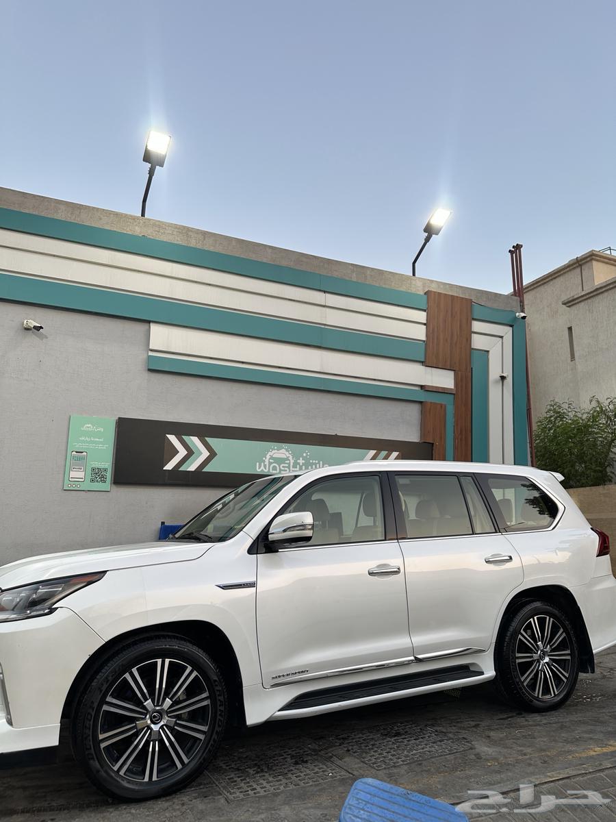 Lexus LX 201664503036247299112
