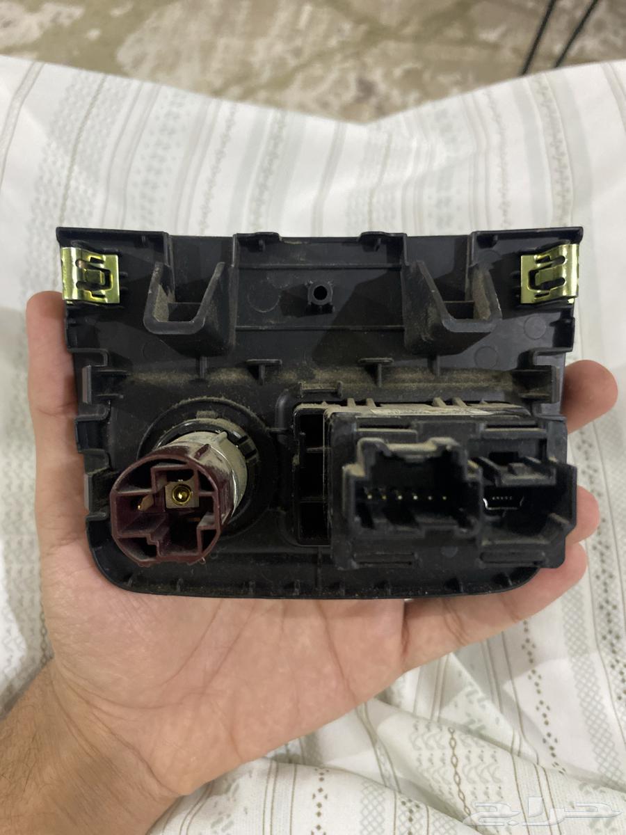 USB port and cigarette lighter socket for Spark64503077104258112