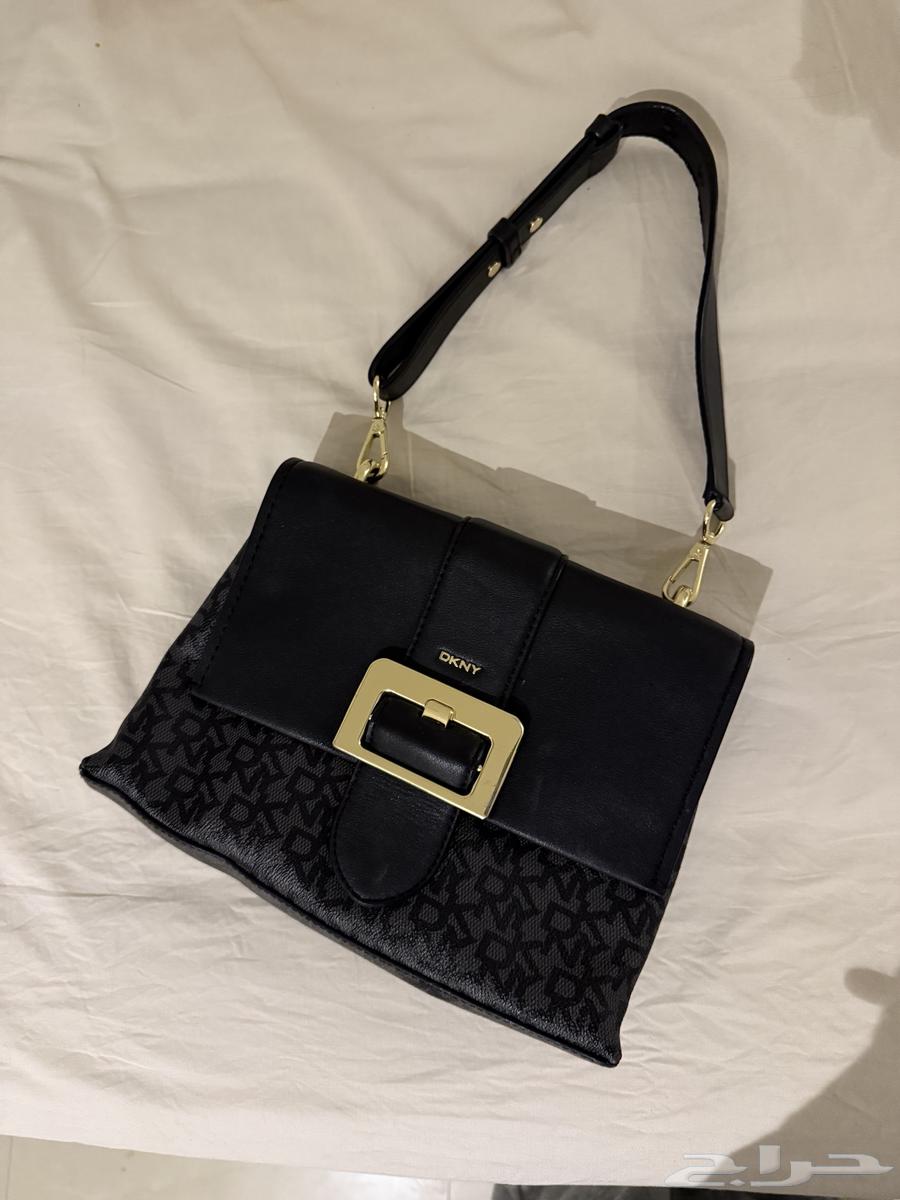 شنطة DKNY للبيع64353986699010110