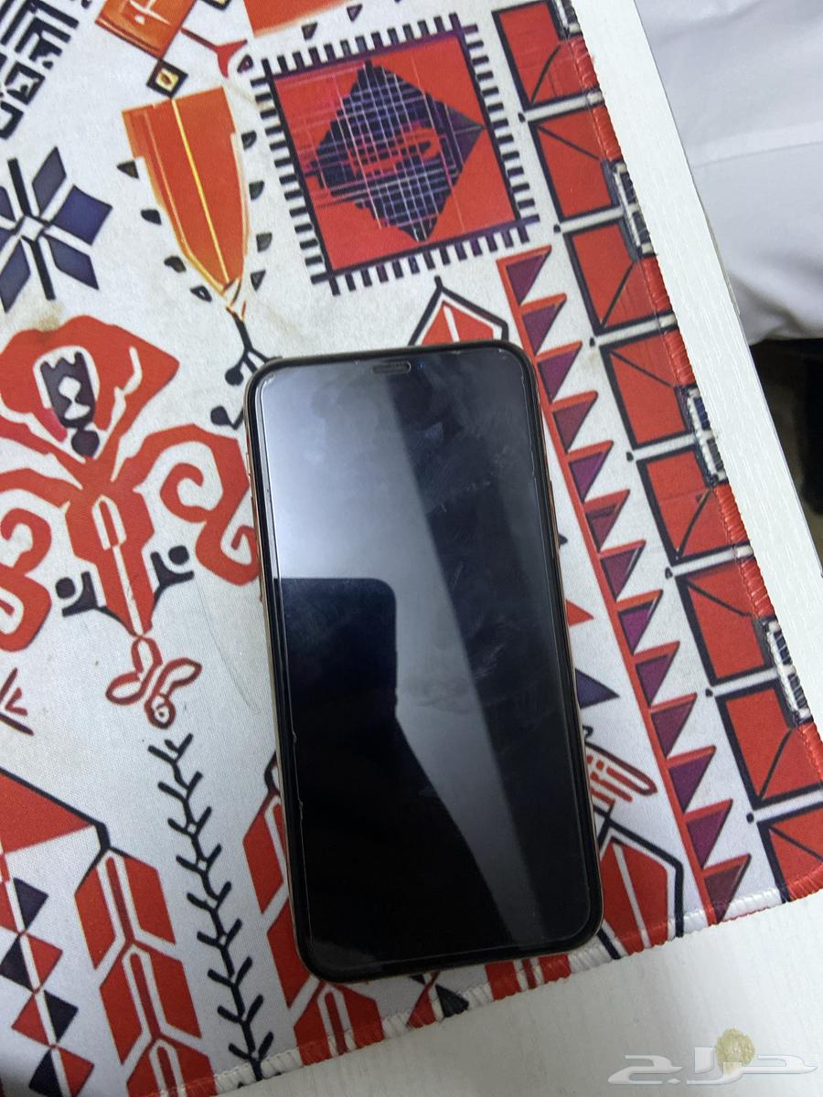 ايفون 11 برو للبيع64359289165443111