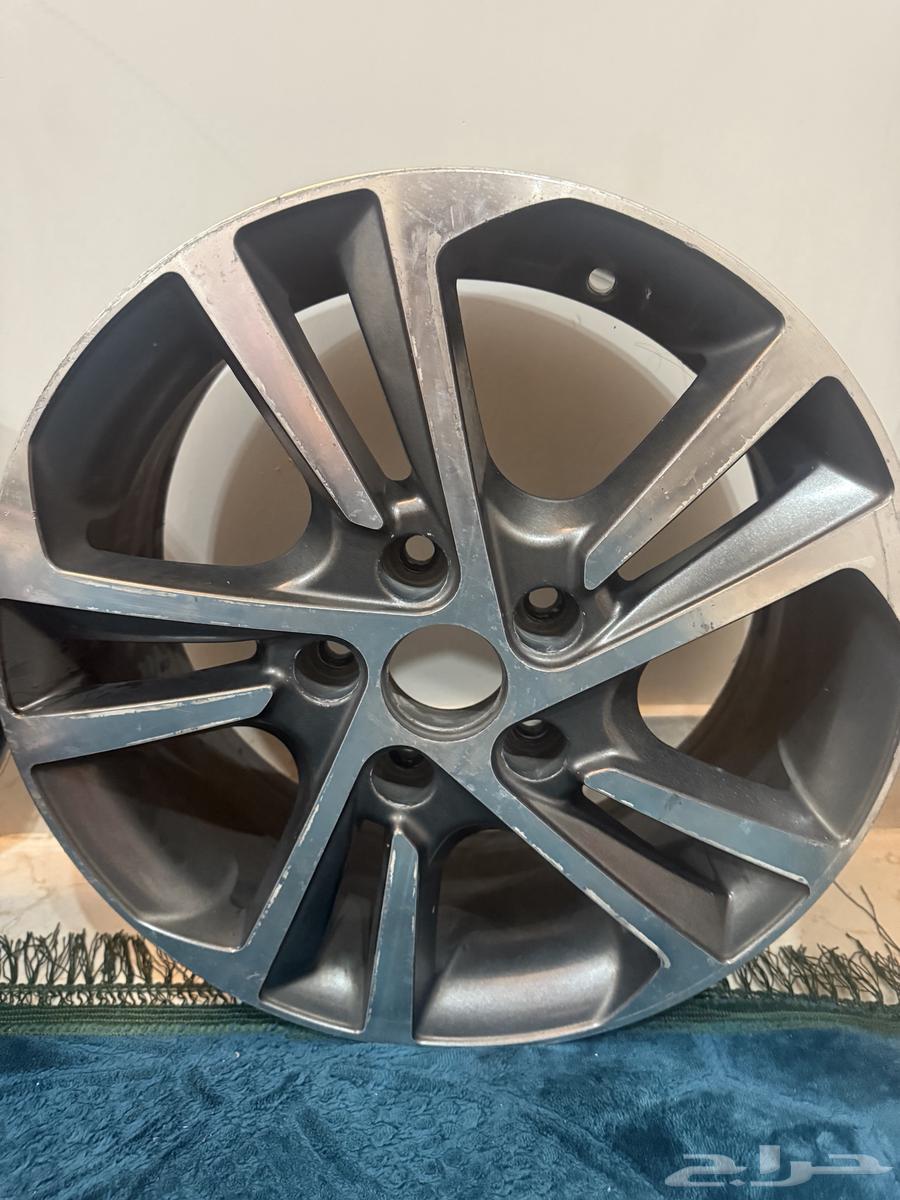 Nitara 17 alloy wheels used with screws64499870020609112