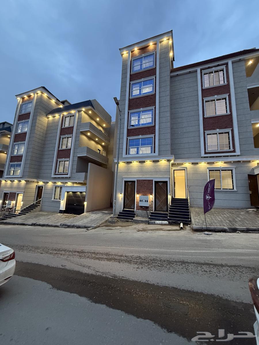 Apartments for sale, ground and upper floors, and upper roofs near Abha Airport63613857870851114