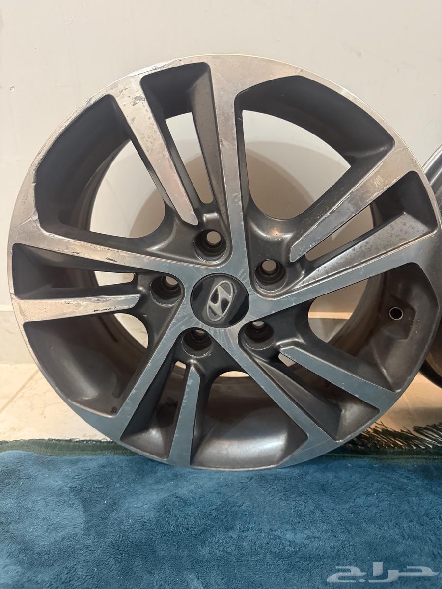 Nitara 17 alloy wheels used with screws64499870020609111