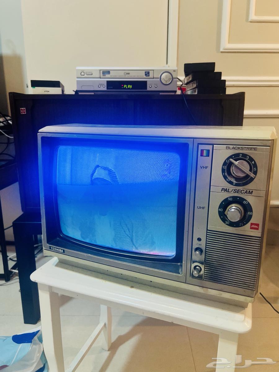 تلفزيون توشيبا قديم64358843107586110