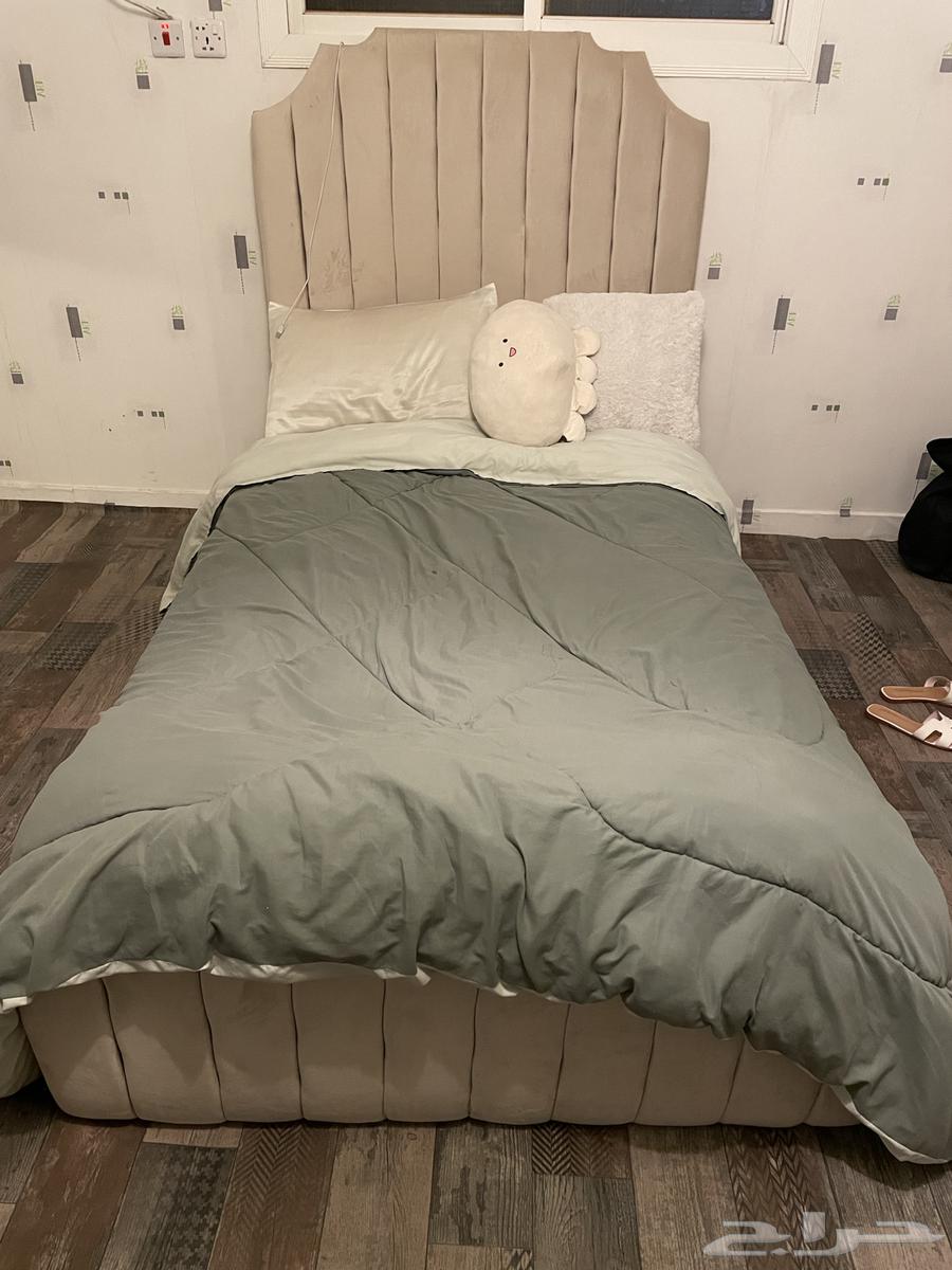 غرفه للبيع اعلى سعر64352628449793114