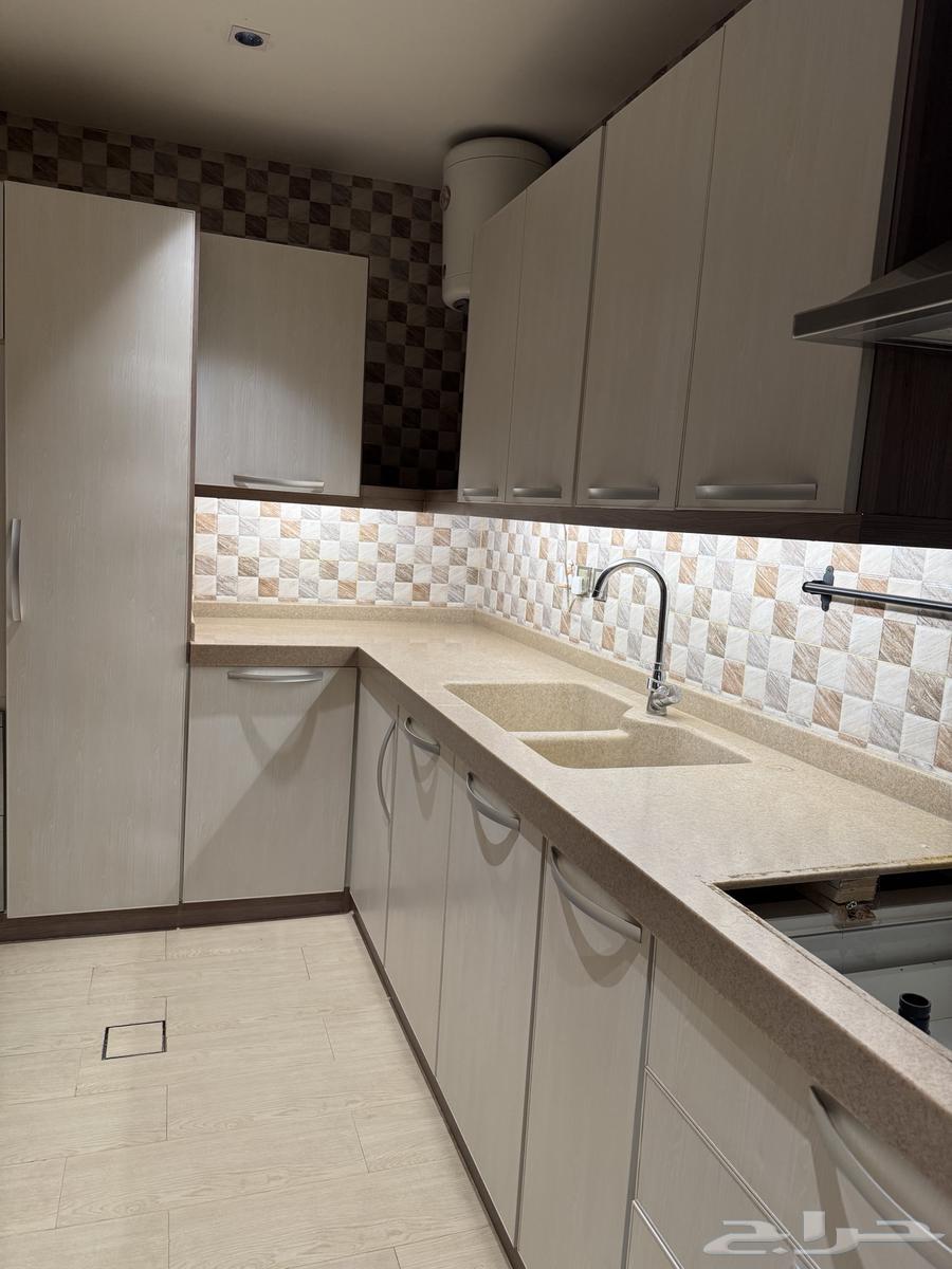 للبيع مطبخ شبه جديد64362272373249111