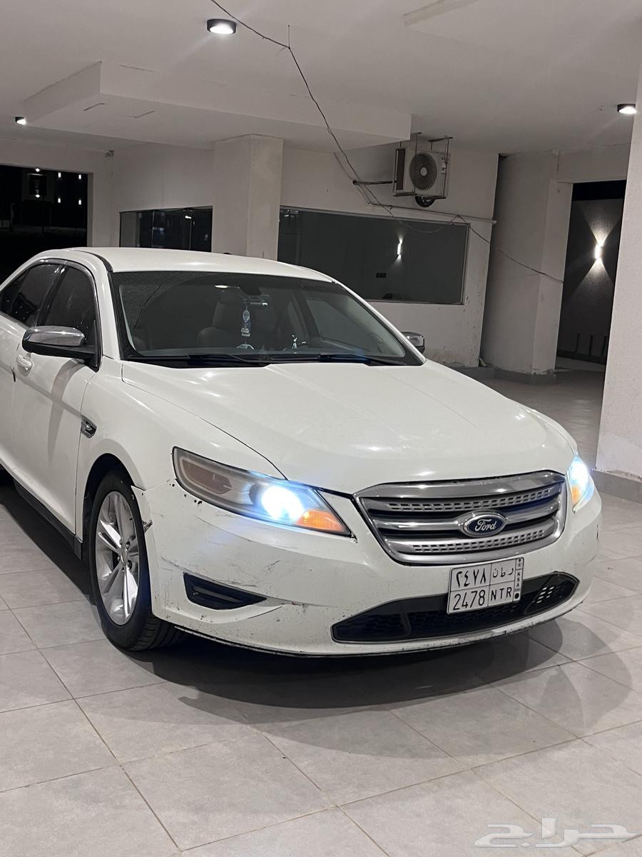 Ford Taurus 2011 Rear Conversion 2019 and Color Changed from Black to White64493707500035114