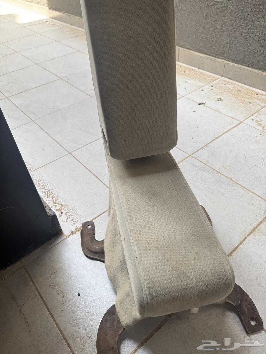 تكايه اماميه فورد فكتوريا بيج64498715231106111