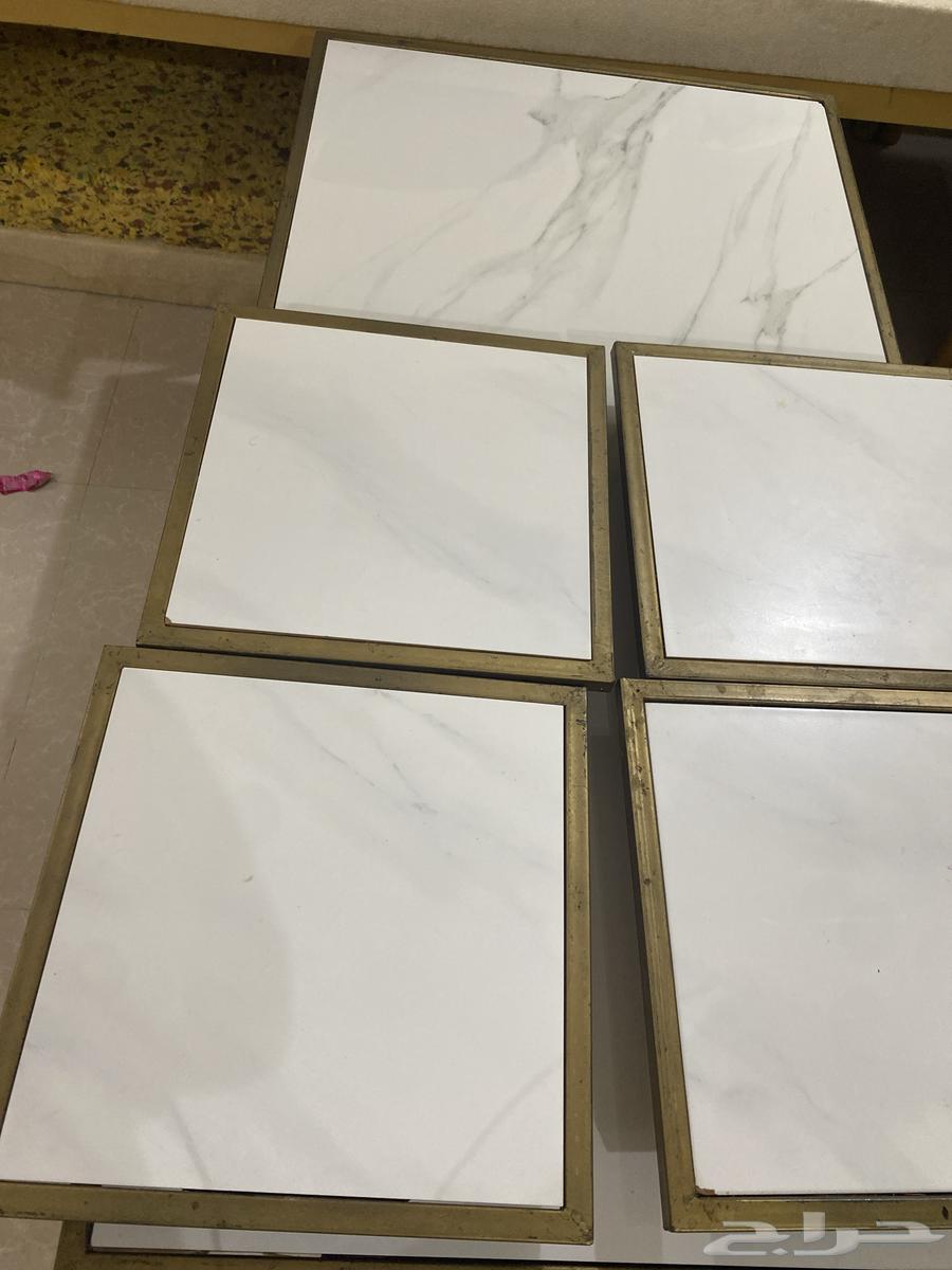 طاوله للبيع64353617303938110