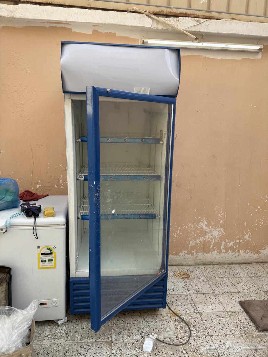 ثلاجه عرض للبيع64358727811971111