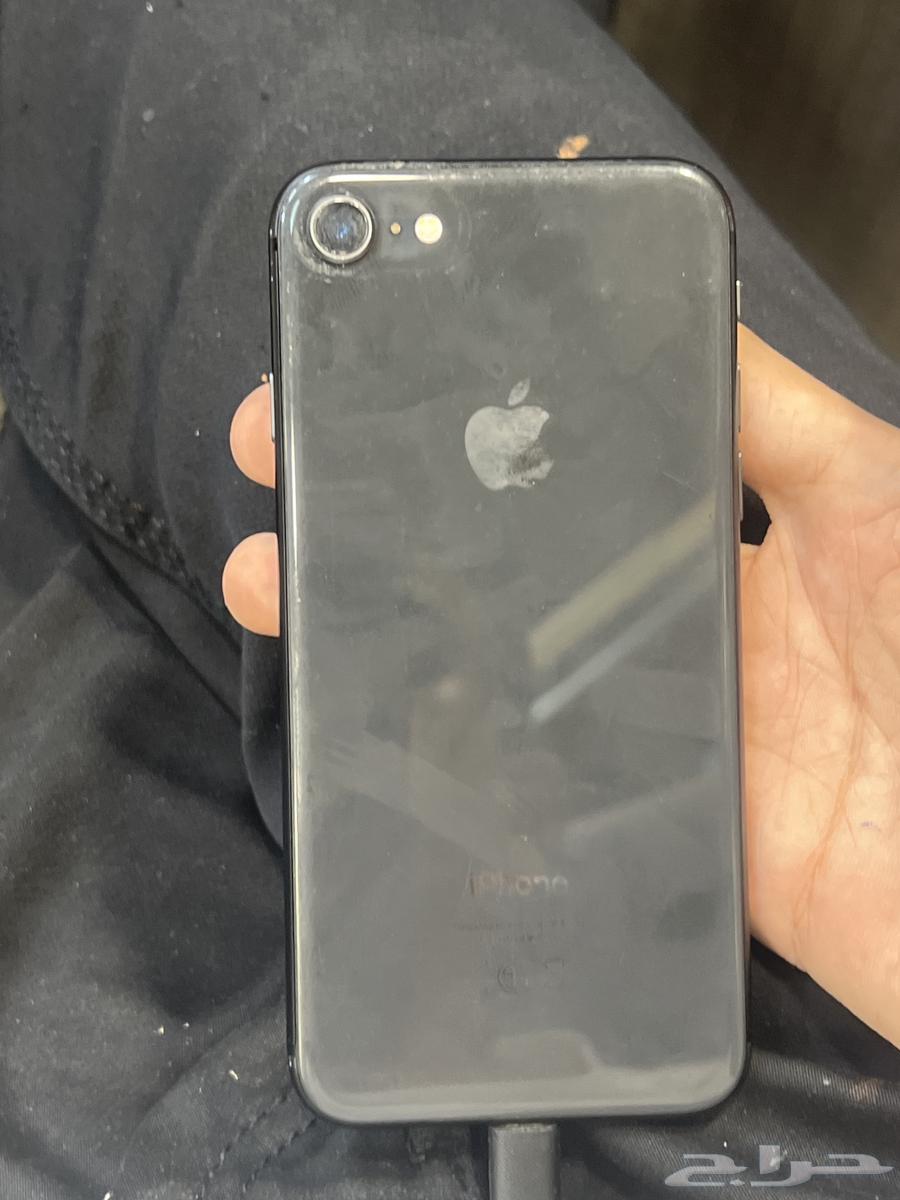 جوال ايفون 8 اسود64361356135171111