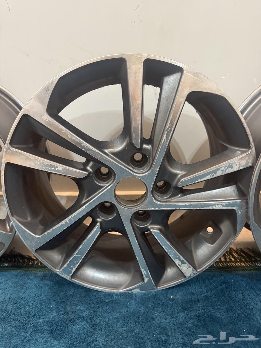 Nitara 17 alloy wheels used with screws64499870020609110