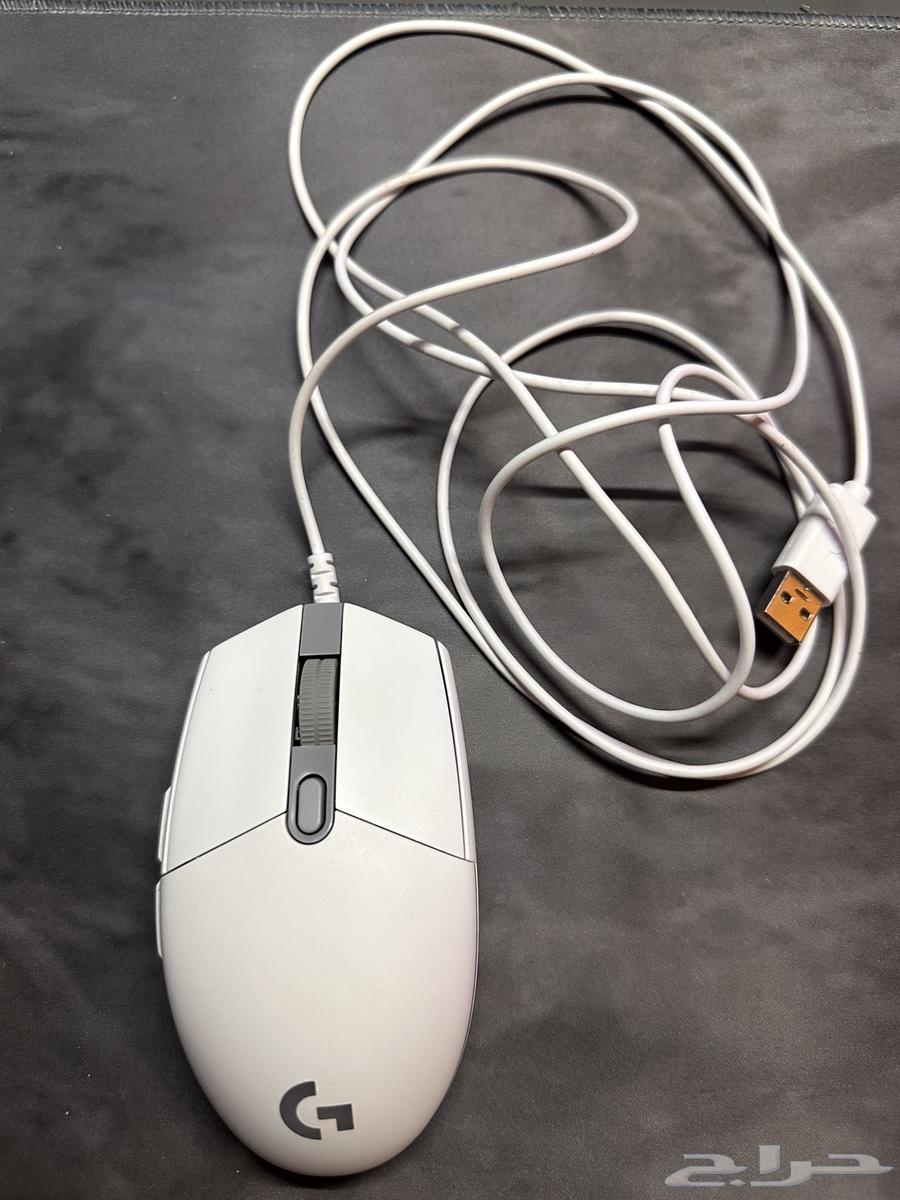 Logitech g203 mouse, brand new, lightly used for two months64358052520067110