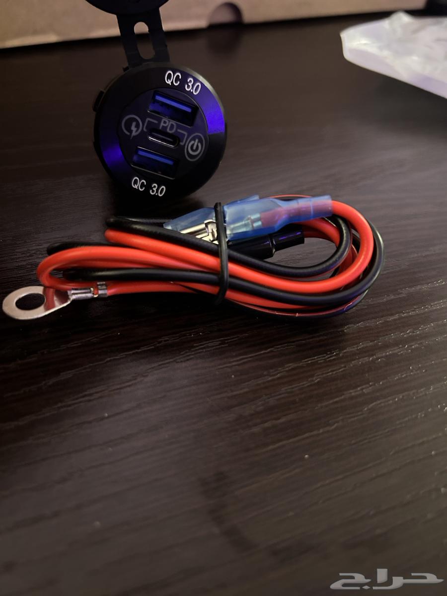 شاحن يو اس بي وولاعه 12 فولت64358857393153110