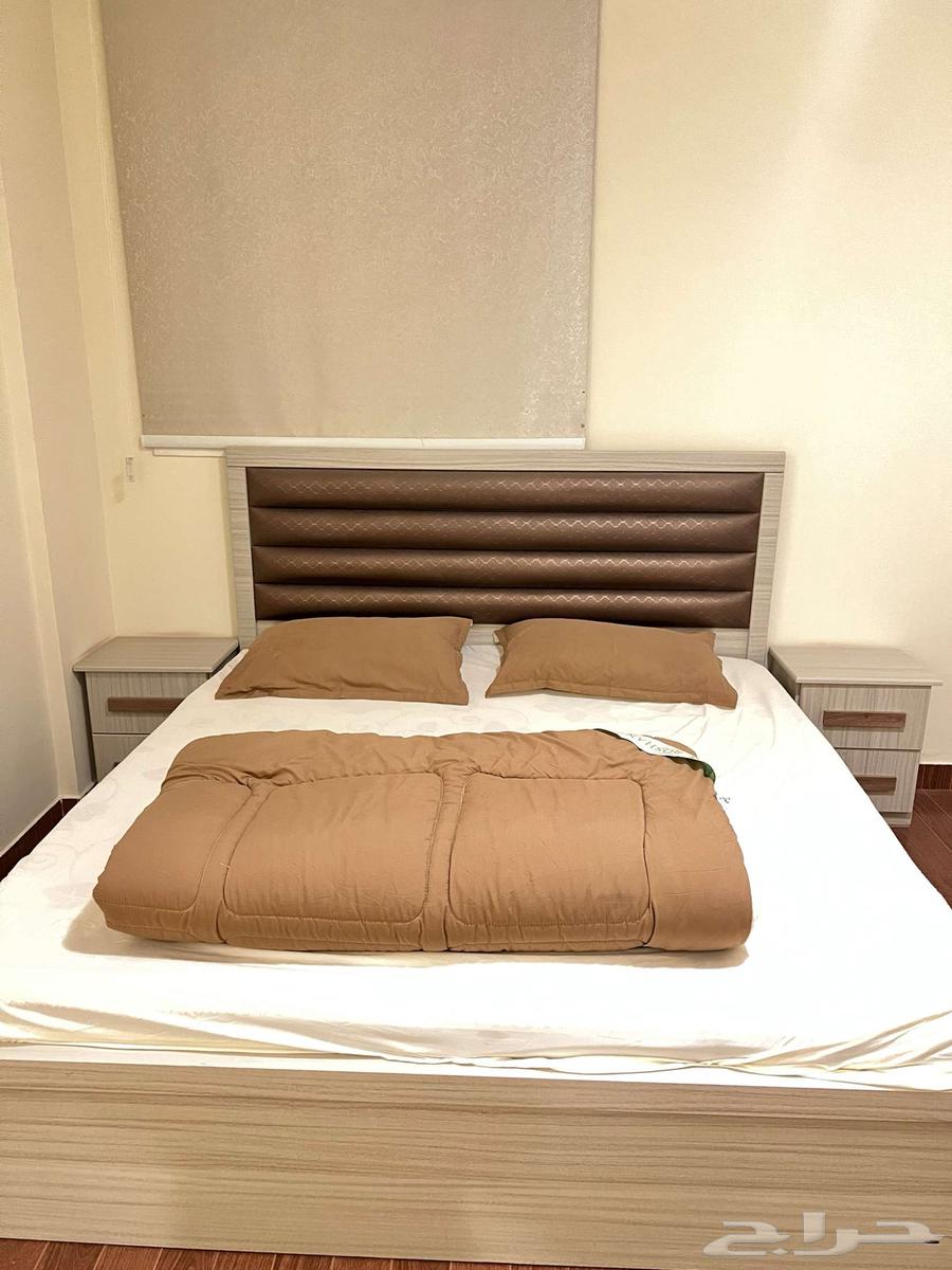 غرفه نوم للبيع شبه جديده بدون دولاب64357187774849111