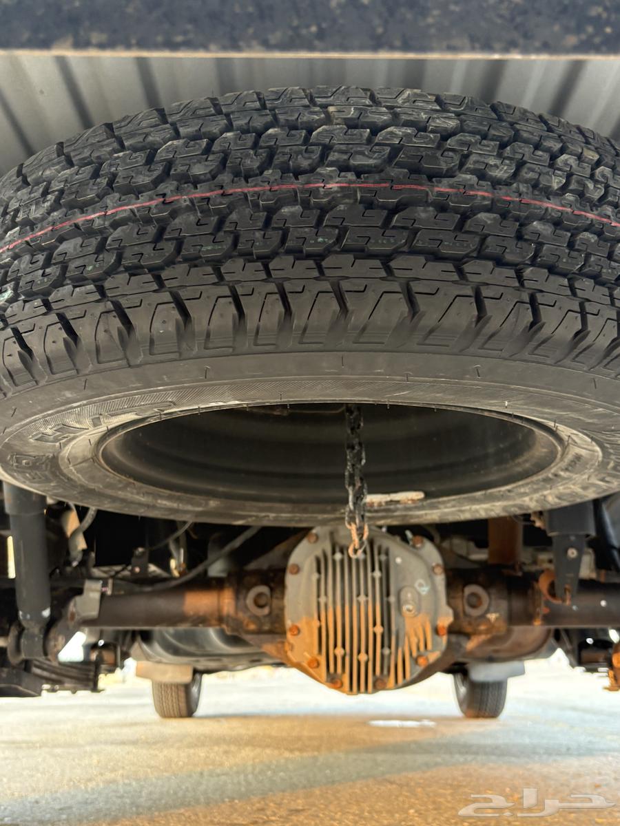 نفارا موديل 2014 مخزن ماشي 65000 فقط64467369268483110