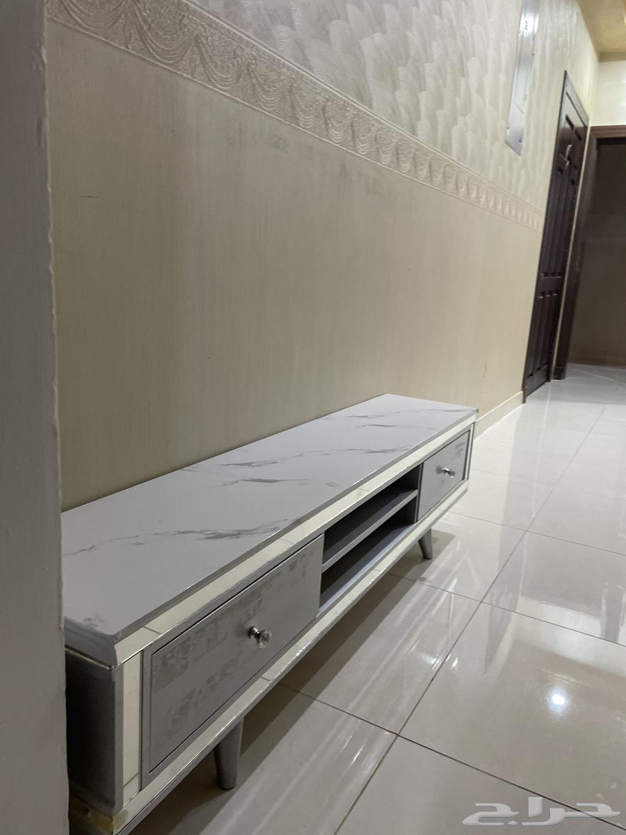 طاوله شبه جديده64357777261185112