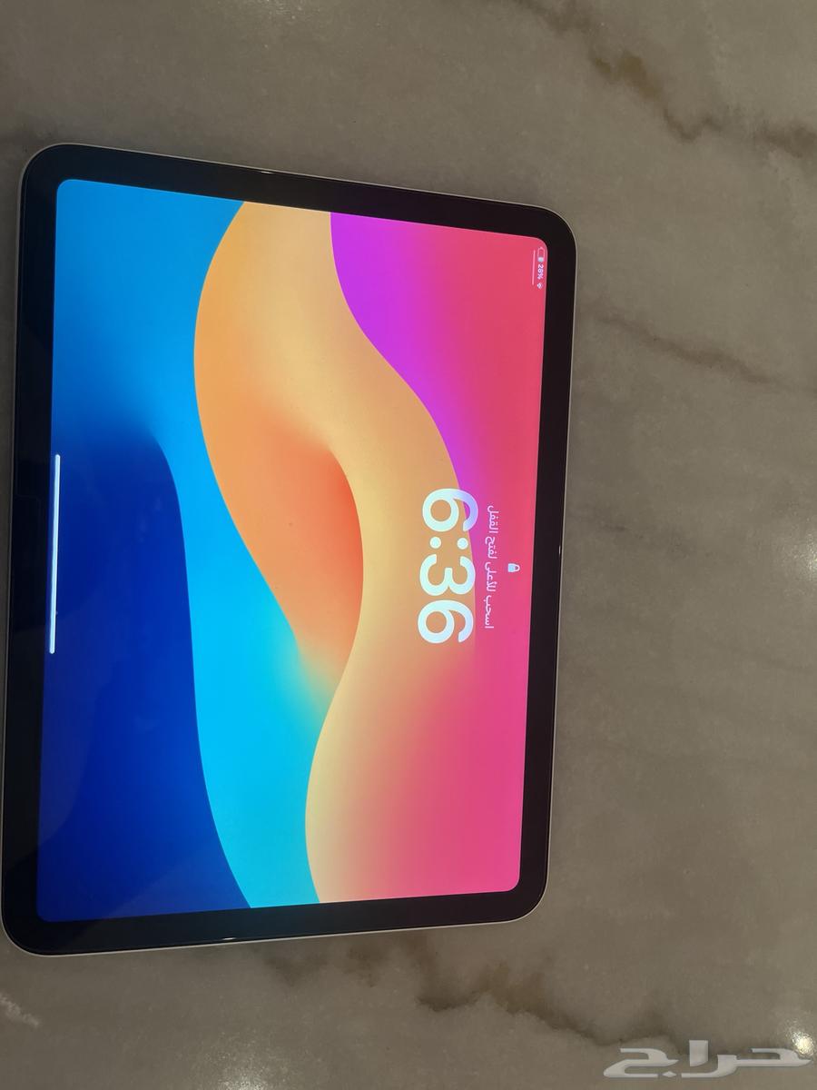 ايباد اير مستعمل 8 شهور والسعر 1600 وبنظبطك ان شاءالله64350025881474113