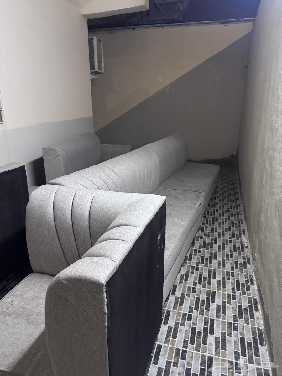 للبيع كنب مستعمل 5 قطع64361121173763111