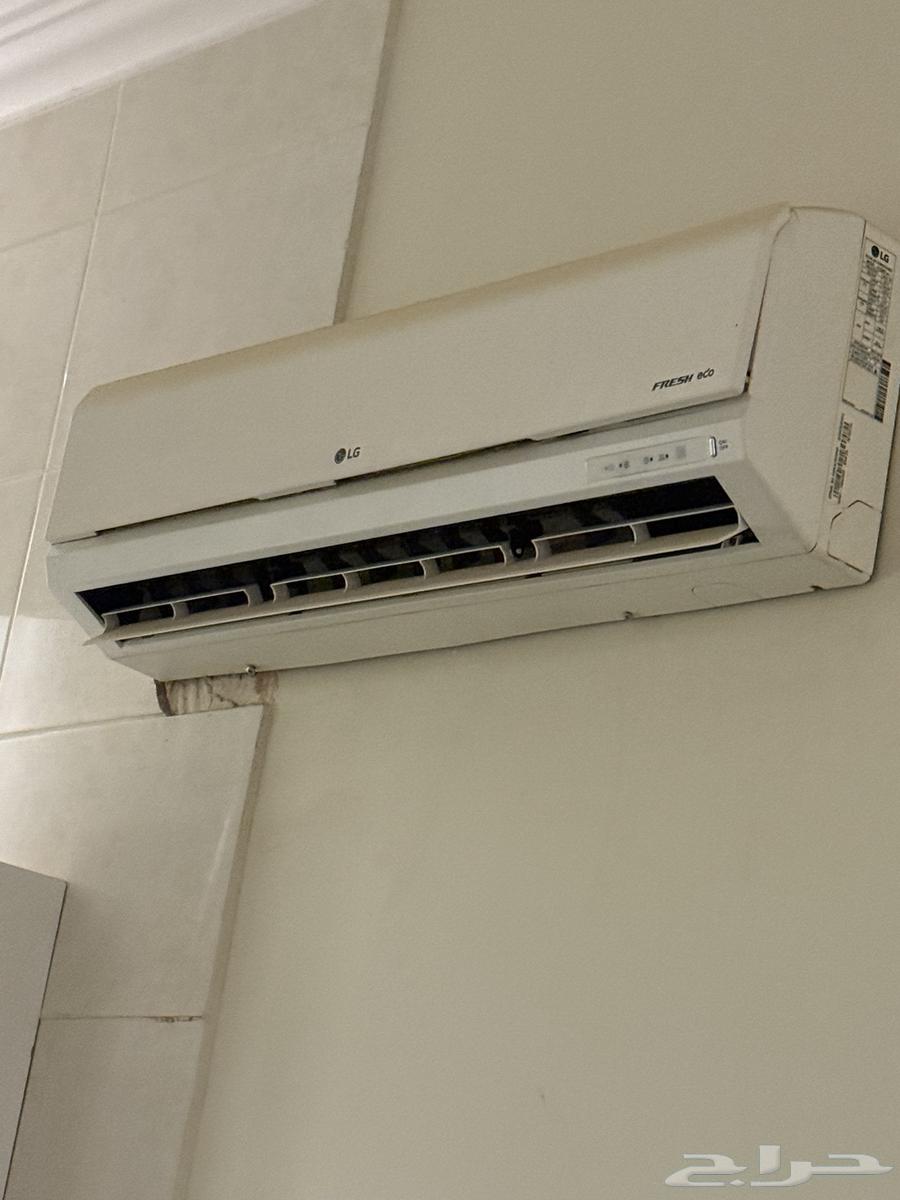 There are three functioning air conditioners for sale64352001791489110