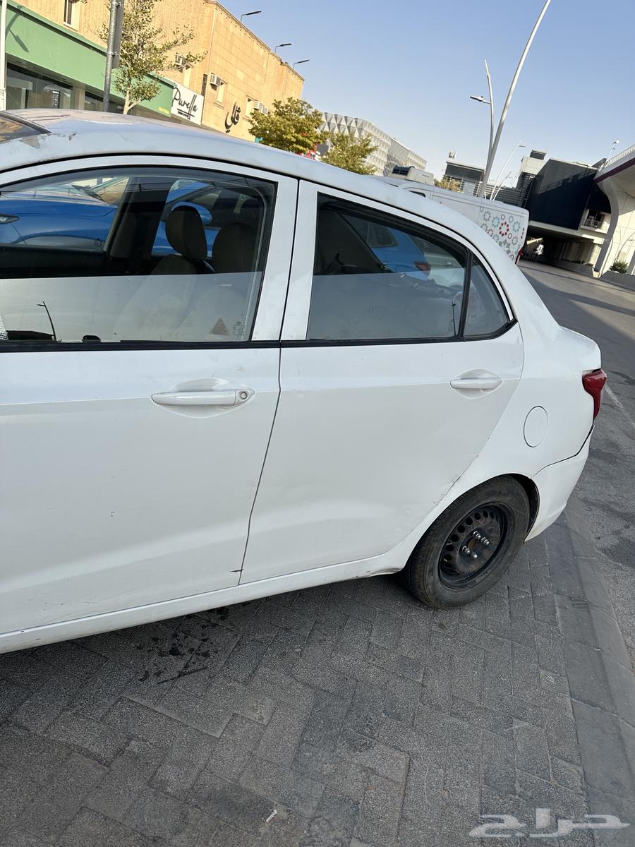 هونداي اي تن سيدان موديل 201664504929376258113