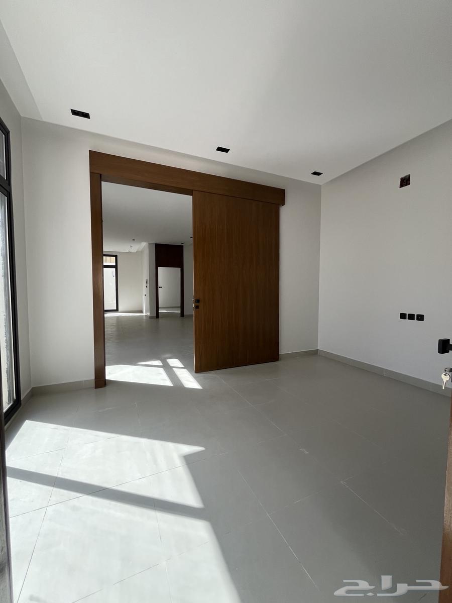 Villa in Al-Khaleej neighborhood near King Abdullah for 2.3 million63613858073219111