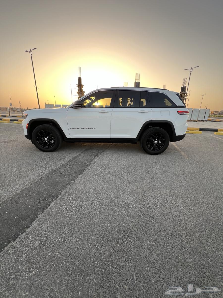 جيب جراند شروكي ليمتد فل V6202364498439096321113