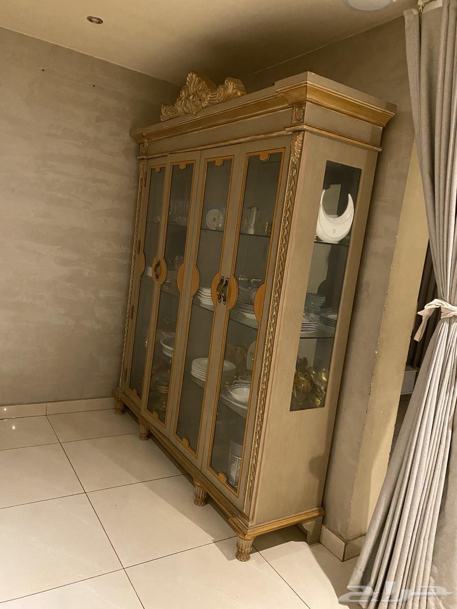 طاولة طعام للبيع من مفروشات المطلق64362453895042111