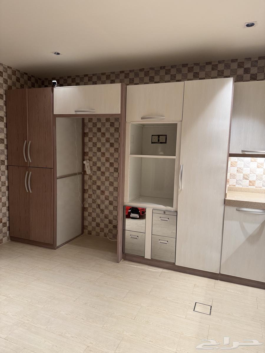 للبيع مطبخ شبه جديد64362272373249114