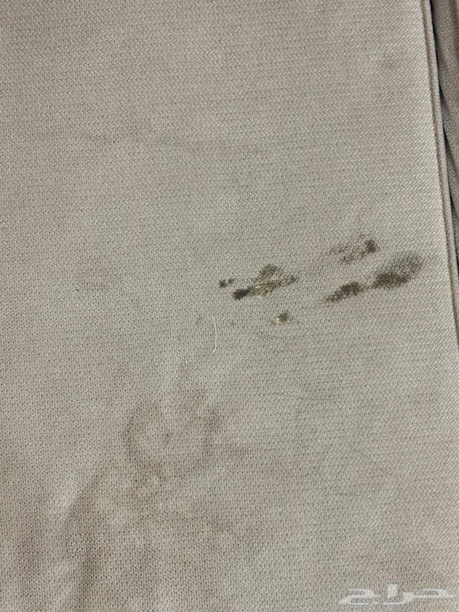 كنب 5 4 له سنتين استعمال العيوب اضهرتها لايوجد مكيفات ومكيف64360449306882114