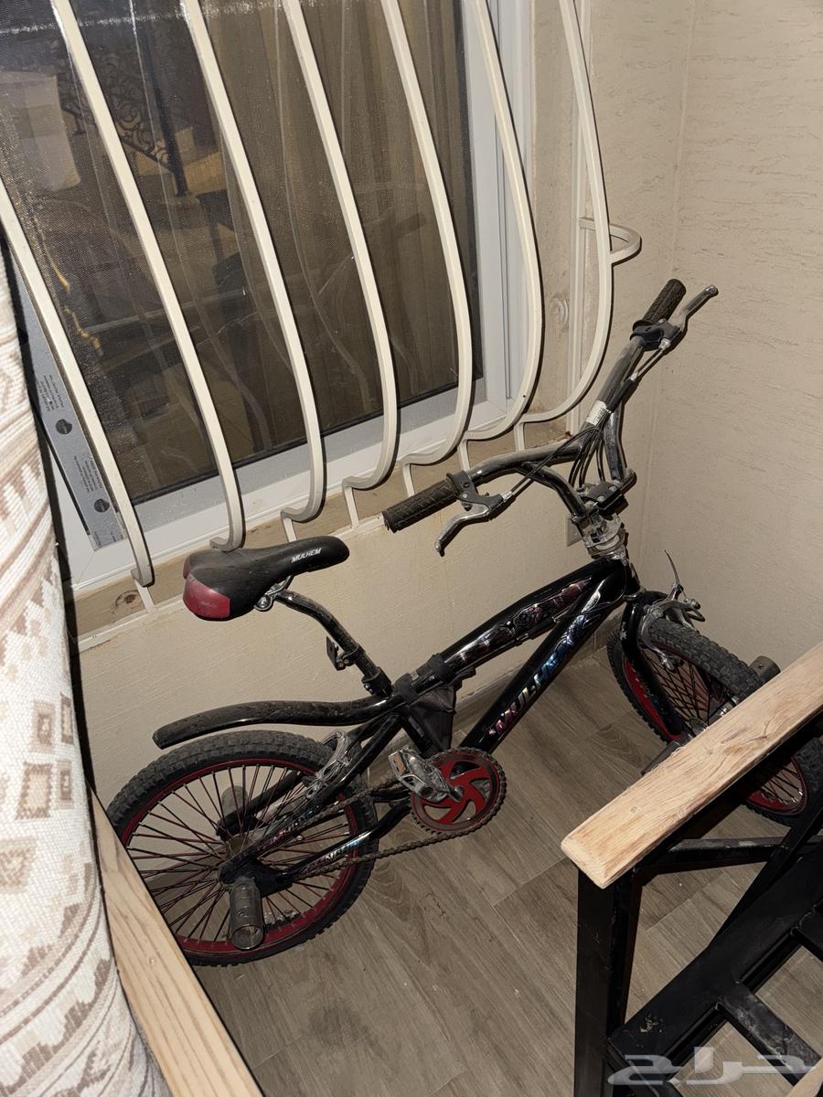 سيكل كوبرا جديد بس الكفر الخلفي خربان ما يعبي هواء64361547942529110