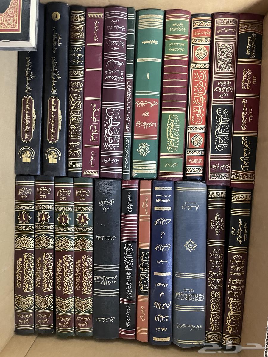 مكتبه كتب قديمه للبيع64358081180033110