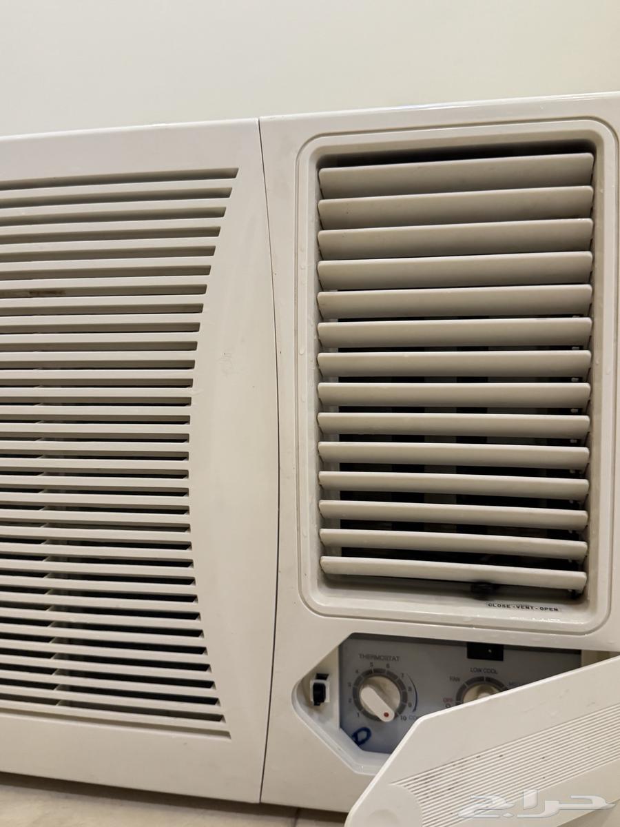 للبيع مكيف شباك من شركة UGINE64356004619651110