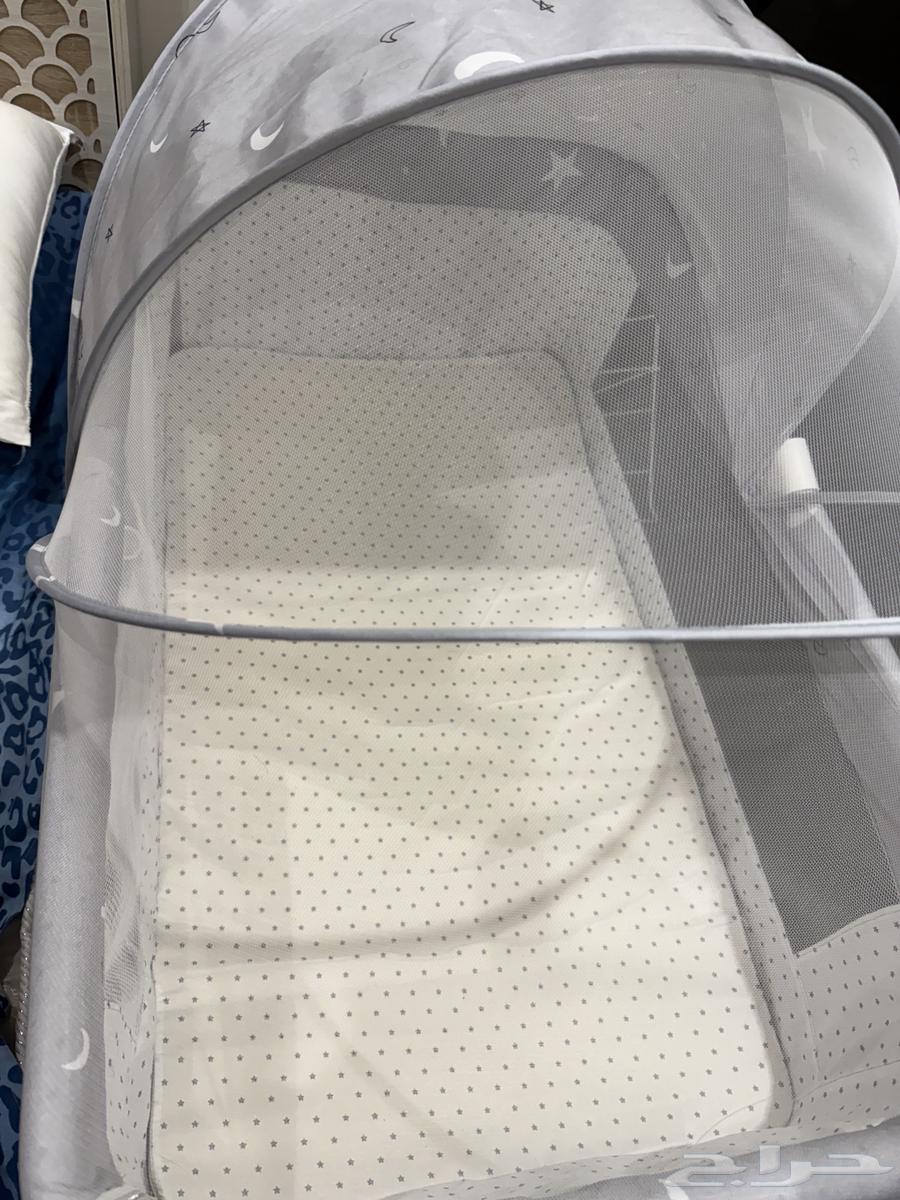 سرير اطفال قابل للتنقل والتمدد64358146055681110