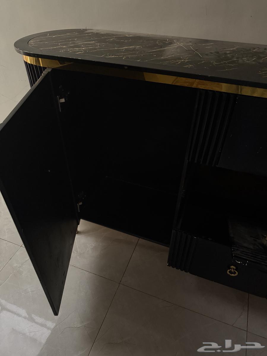 طاوله مدخل او بوفيه او دولالب64352076528770111