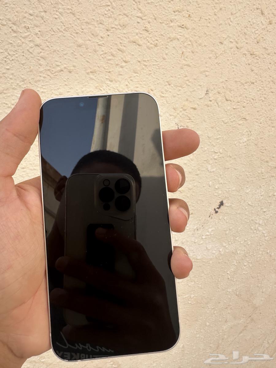 iPhone 13 regular64357085411201112