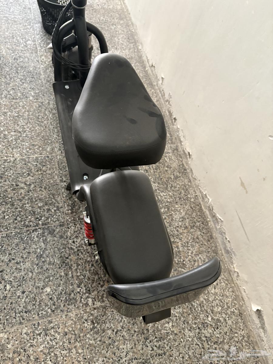 للبيع سكوتر ابوسله مستعمل تقريبا شهر بس64355479358851111