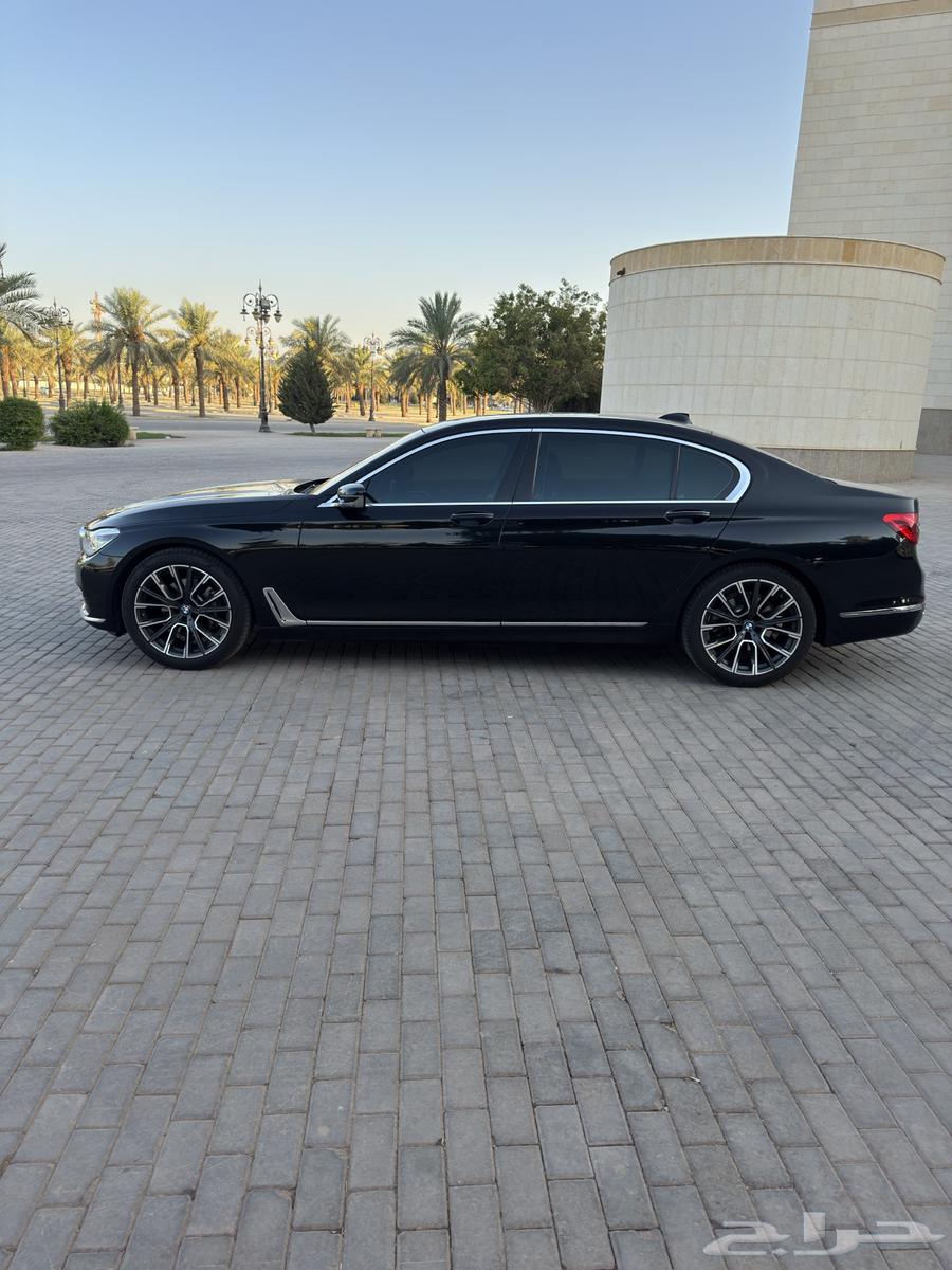 BMW 730li64496834150658110