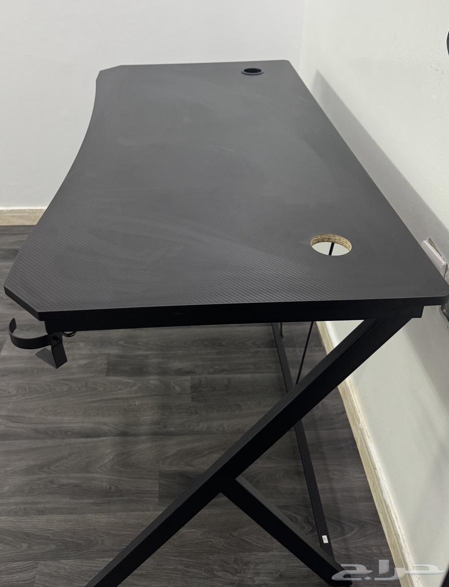 طاولة قيمنق للبيع64361907673090110