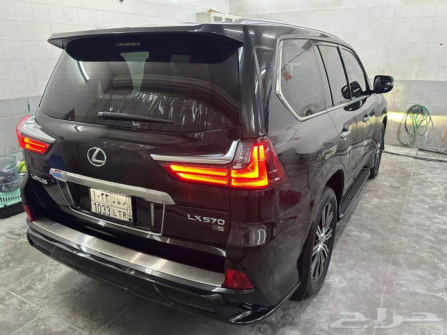 2018 Lexus, full option black, agency condition63618061745027113